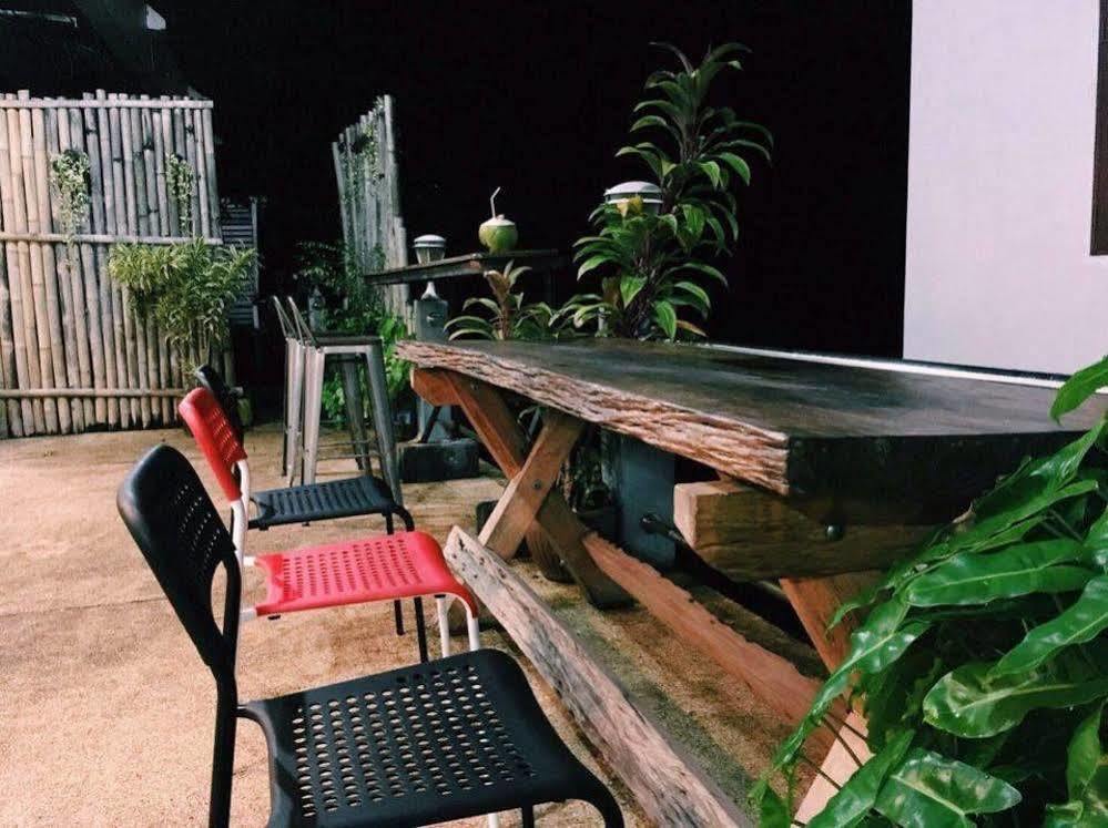 Monkey Dive Hostel Khaolak Као Лак Екстериор снимка
